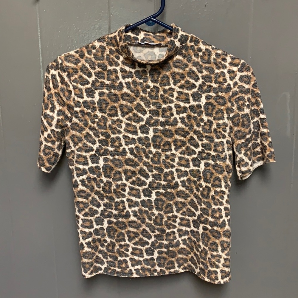 Zara Leopard mock neck top SZ S